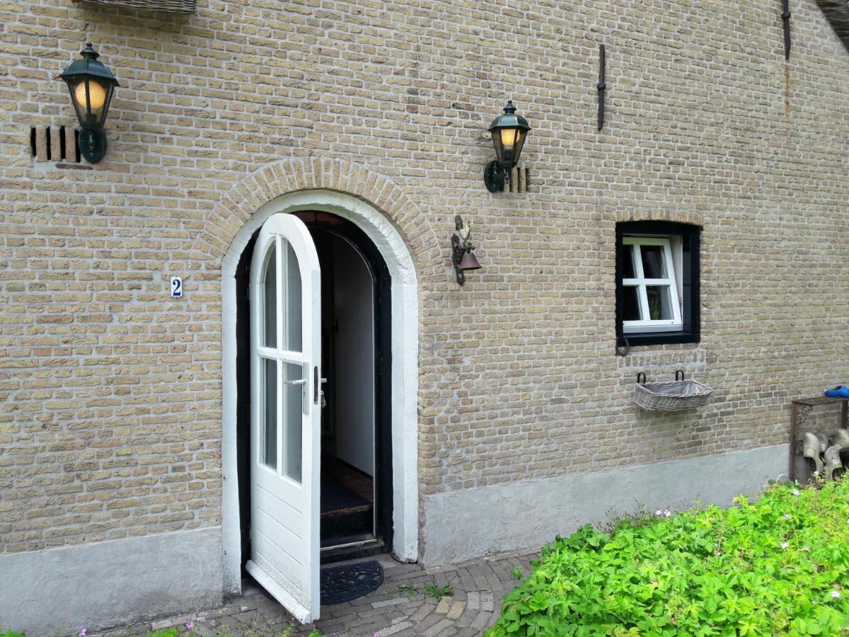 B&B Charming Farmhouse Prinsenbeek Exterior foto